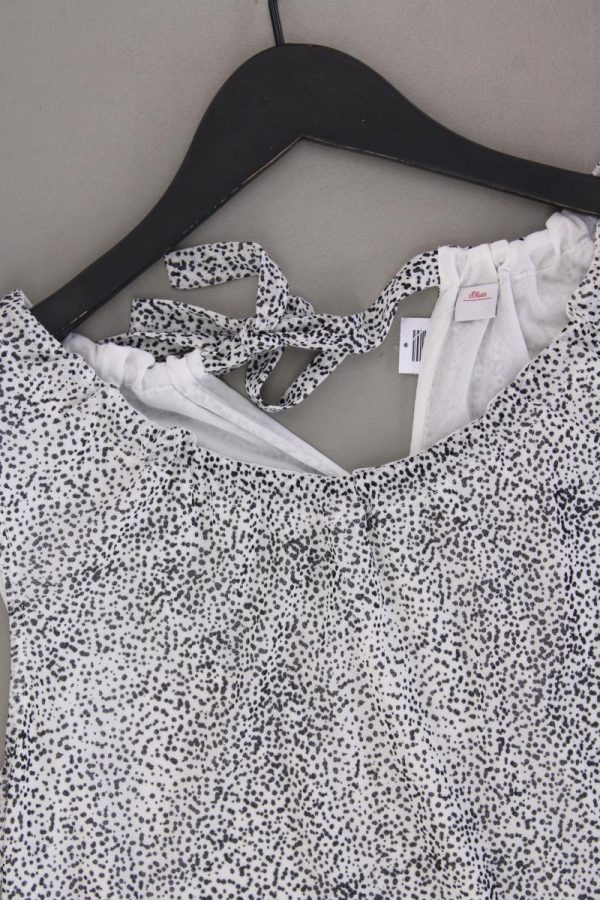 Second Hand Outfit Größe M mit s.Oliver Ärmellose Bluse in Gr. 40 und Halskette Im Angebot – Bild 4